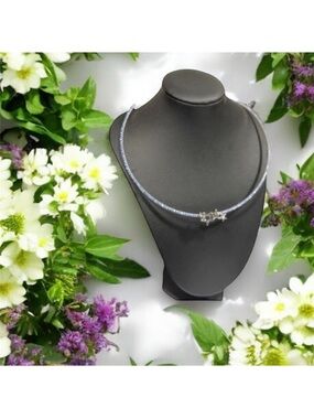 Star Choker Necklace
